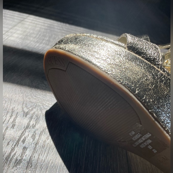 Guess gold platform wedge heels - Picture 4 of 7